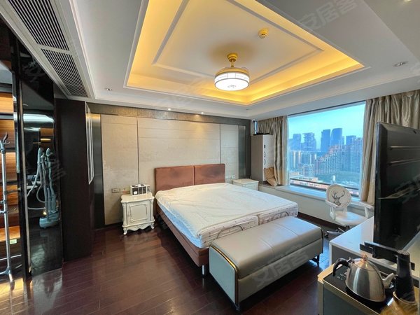 广州天河珠江新城东珠江颐德公馆珠江颐德公馆 复式大四房三卫 景观