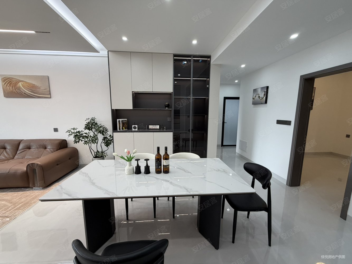 盛景苑4室2厅2卫125.5㎡南北89万