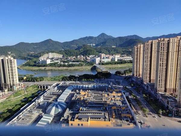 石狮安溪万达华府万达华府3房2厅带家具家电拎包入住高层2500月出租