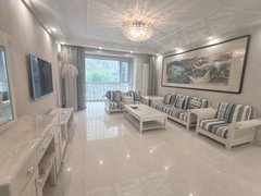 唐山路南万达广场真实丨新上房源 三室两卫 万达小区 精装修 拎包入住随时看房出租房源真实图片