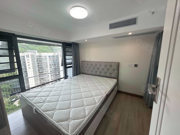 深圳罗湖布心粤海城粤海城珠宝商圈,品质精装公寓彰显现代奢华!