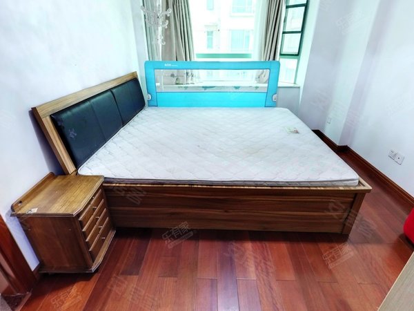 深圳福田保税区朗庭豪园精装3房业主诚心出租,看房方便出租房源真实