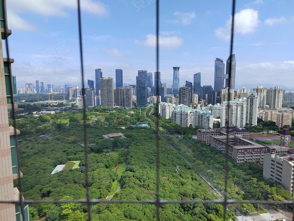 深圳福田香蜜湖香域中央花园新出!