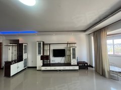 芜湖芜湖县东湖公园东湖公园旁边,荆龙菜市场附近,三室出租, 有电梯出租房源真实图片