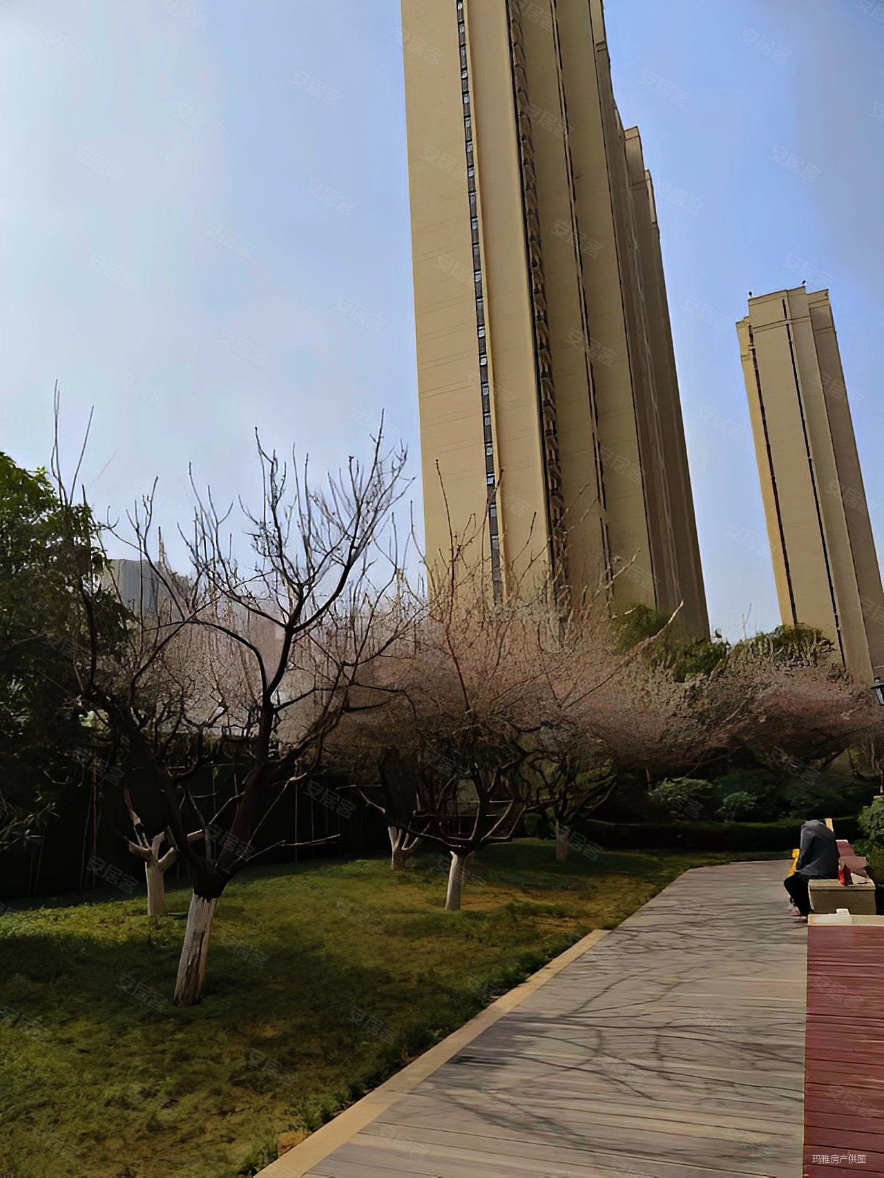 西安房产网>西安二手房>高新区二手房>鱼化寨二手房>南飞鸿康缔大厦>