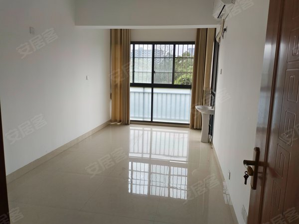 南宁青秀仙葫凤祥名居青秀区凤岭南路 凤祥名居精装6房大平层 南北