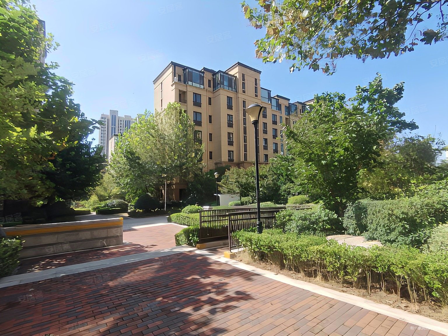 青岛房产网>青岛二手房>黄岛二手房>薛家岛二手房>保利林语镜>