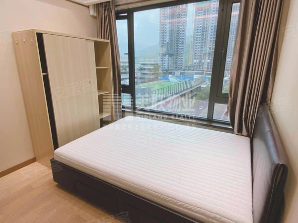 深圳福田香蜜湖安峦公馆安峦公馆,南北通透5房,家私电器全齐,地铁口