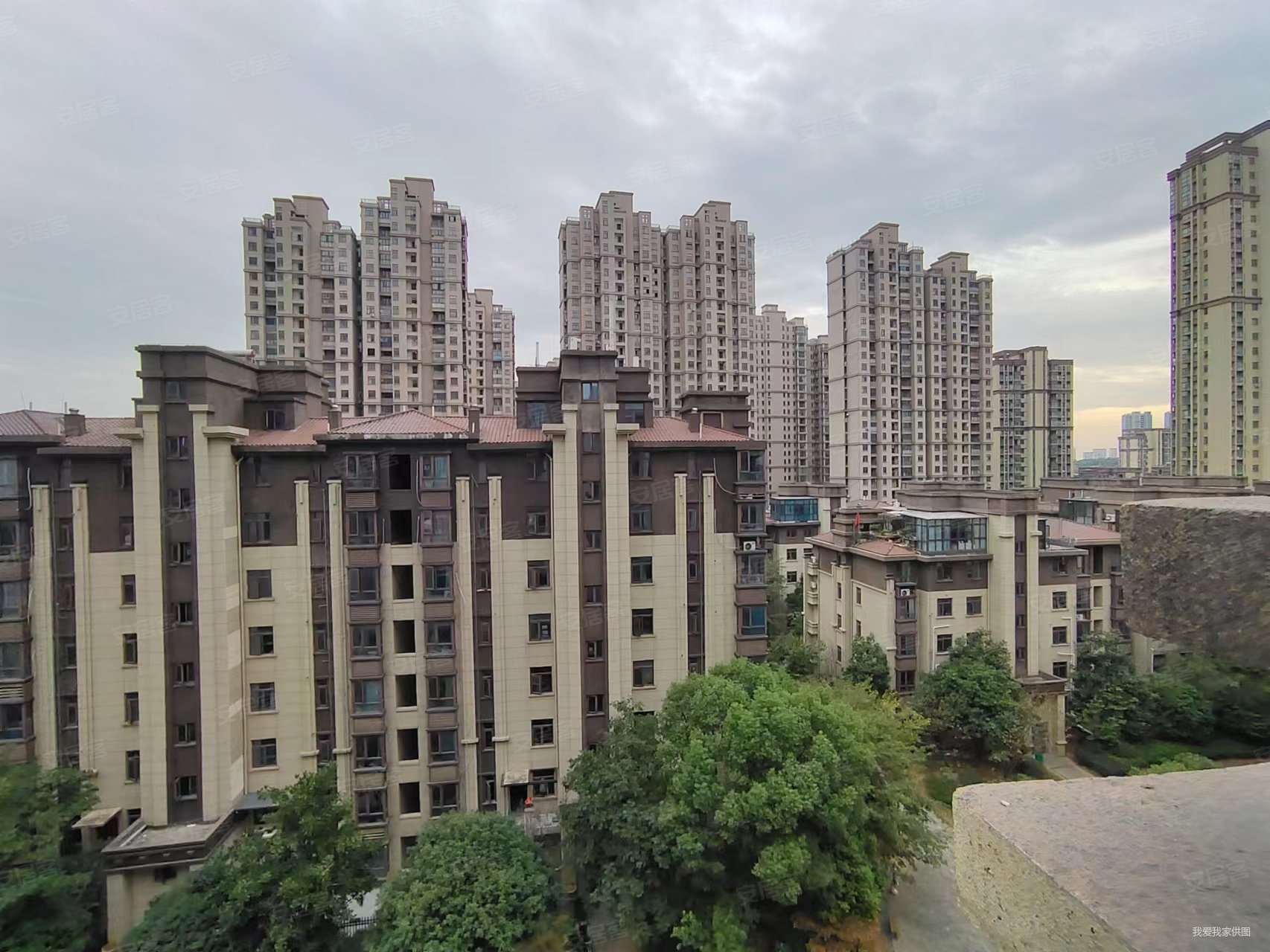 汇仁阳光花园3室2厅1卫86.51㎡南北90万