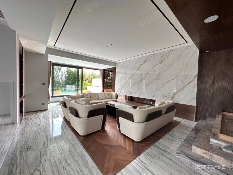 鲁邦悦海豪庭别墅