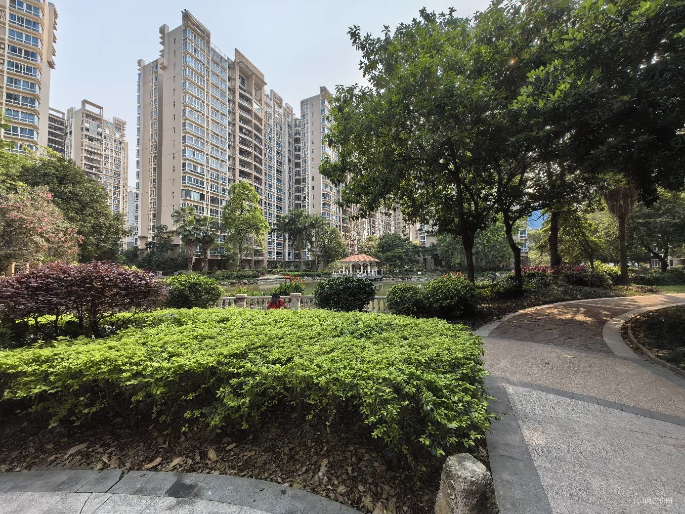 84万 卖双凤翔 76平 2房 保利凤翔花园旁 蓝山上城!