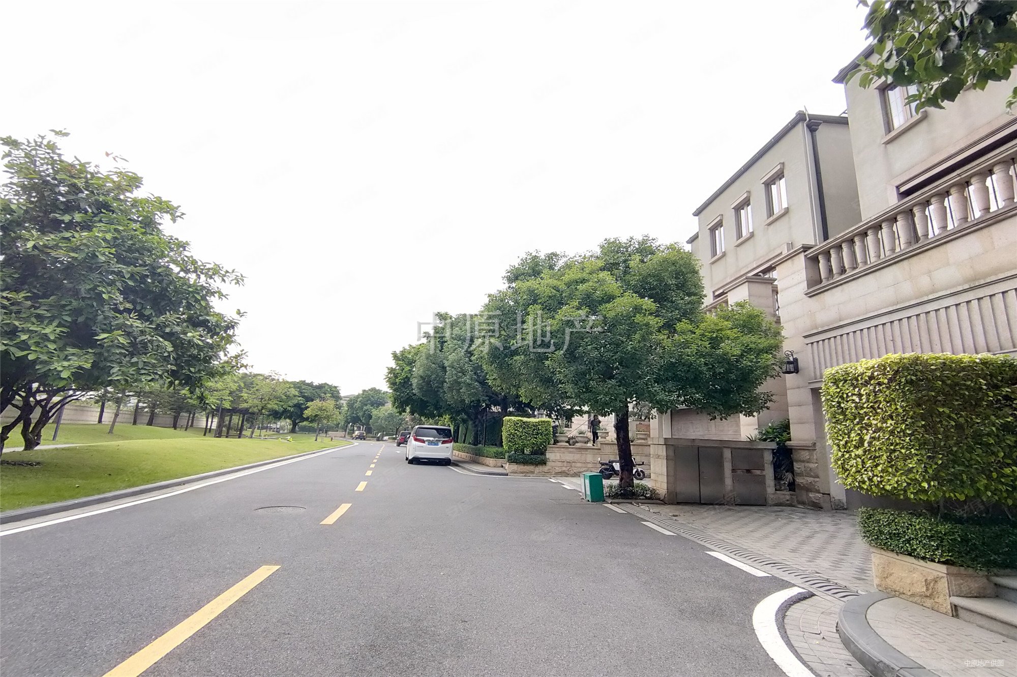 庄园级别900平大花园南天名苑岛居别墅小区环境安静舒适