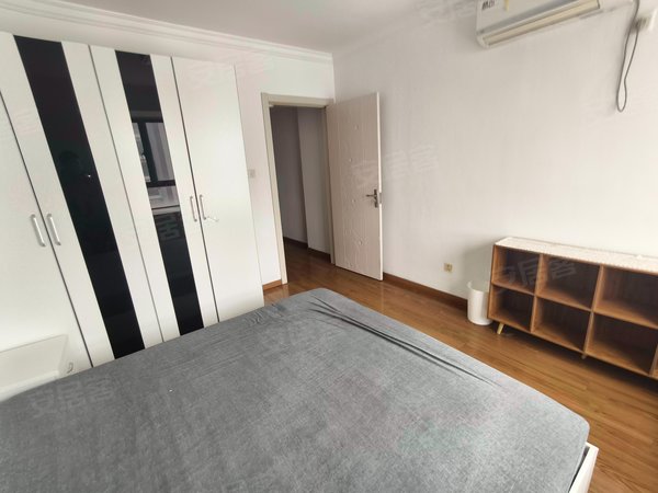 【多图】泰翔嘉苑,南翔租房,整租一室户 11号线南翔站 泰翔嘉苑 家电