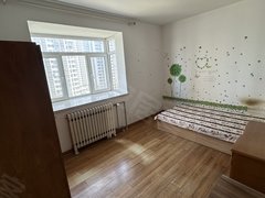 烟台芝罘幸福龙海家园A区南北通透大两居房子采光好出行购物便利出租房源真实图片