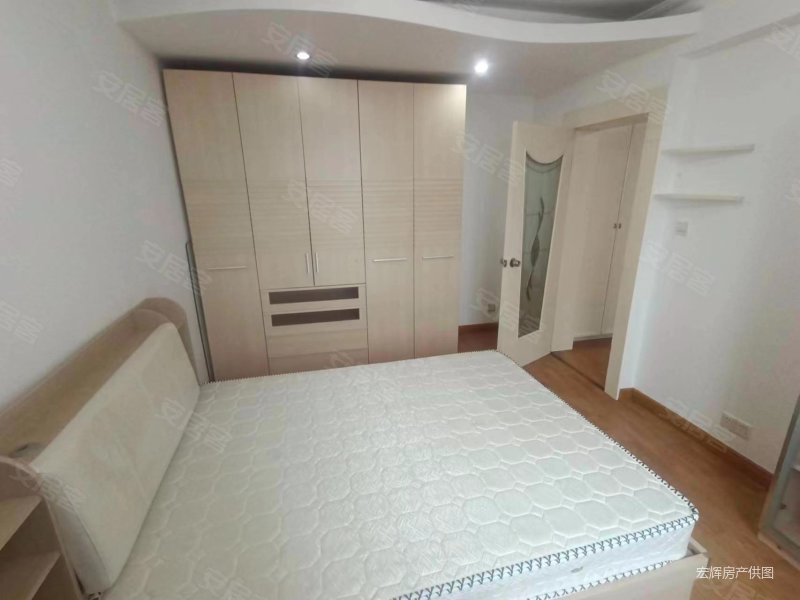 精装修 有电梯 高楼层视野好 购物方便 交通便利 临地铁,天元公寓二手