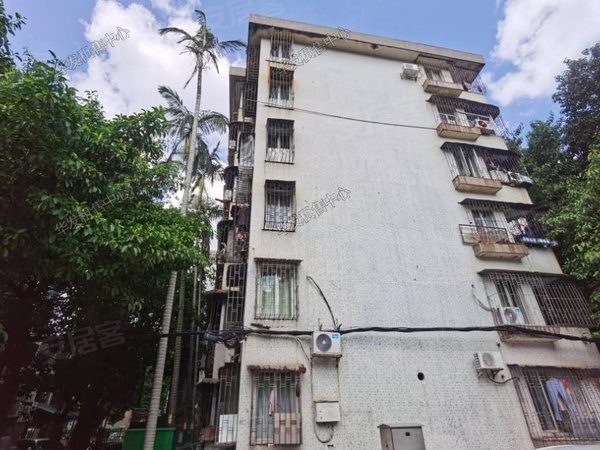 珠海香洲吉大吉大新村吉大巴士站附近3房景园小里 全新精装3房 像住