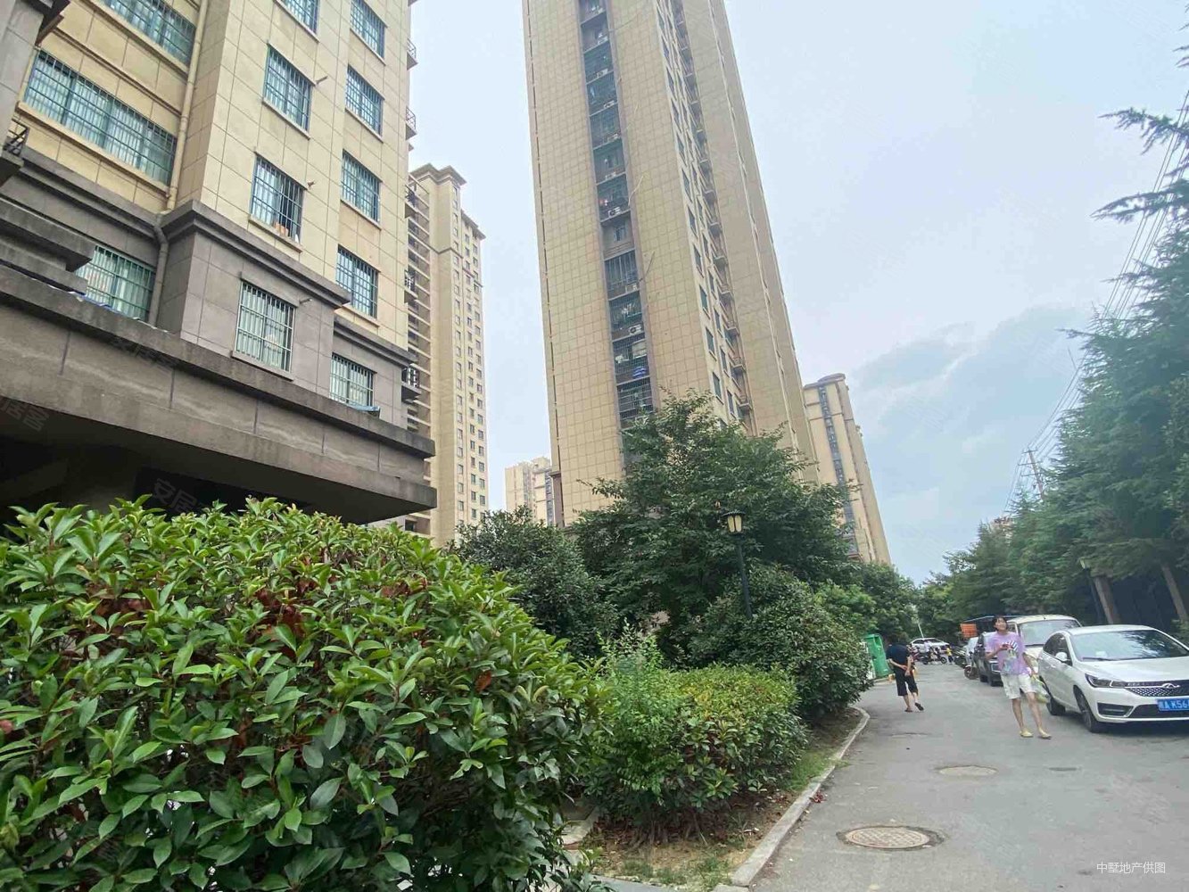 京冠北城华府(西区) 临地铁 商品住宅 有电梯 房龄新 边户