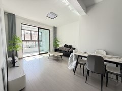 马鞍山雨山华润苏果华润苏果附近 佳和苑四室好房出租 现代风出租房源真实图片