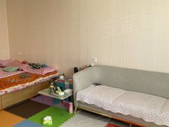 桃花源好位置，电梯19楼，冬天不要气屋里很暖和，家具家电齐全