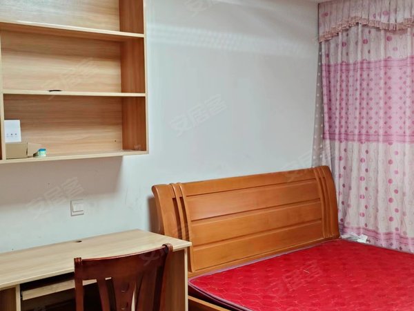 苏州常熟古里中欧假日花园小康村附近 中欧 首租 两室一卫 家电齐全