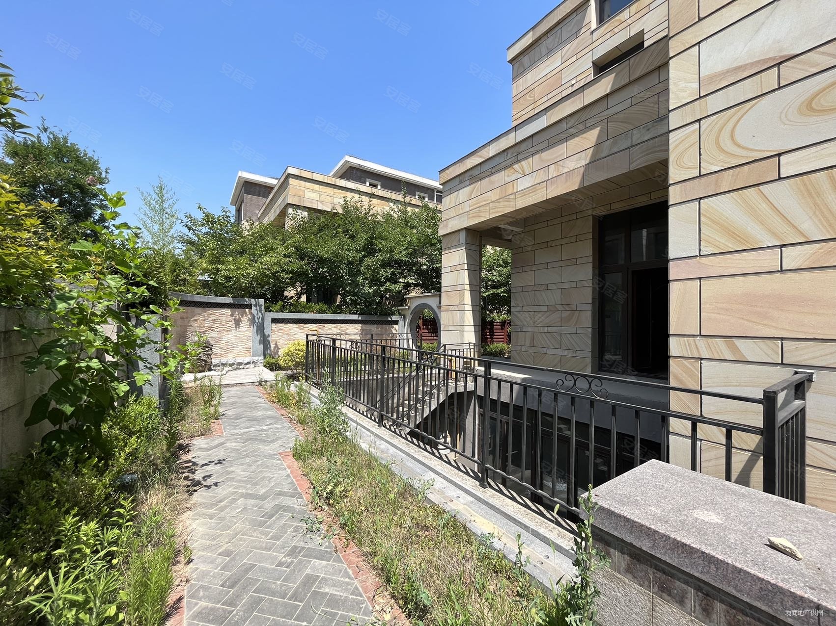 精南湖独栋别墅带400平私人花园泳池曲江凤凰池