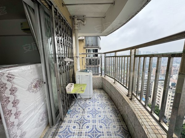 【多图】金禧大厦,陈家祠租房,陈家祠地铁对面 院长电梯大四房 三阳台