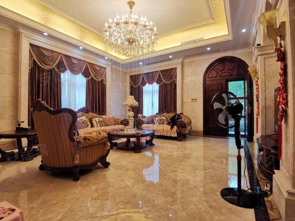 别墅)恒大御景半岛(别墅) 5室3厅5卫 434平 豪华装修出租房源真实图片