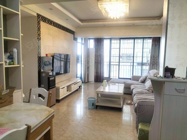 南宁良庆五象大道景皇国际2.