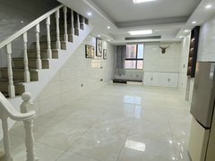 射阳射阳城南太阳城恒隆公寓，复式，电梯房，三室两厅一卫，精装修，设施齐全出租房源真实图片