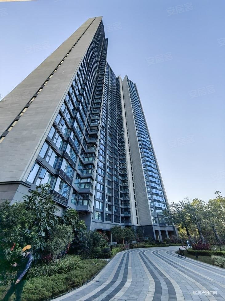 香山美墅云颂4室2厅2卫166.99㎡南2200万