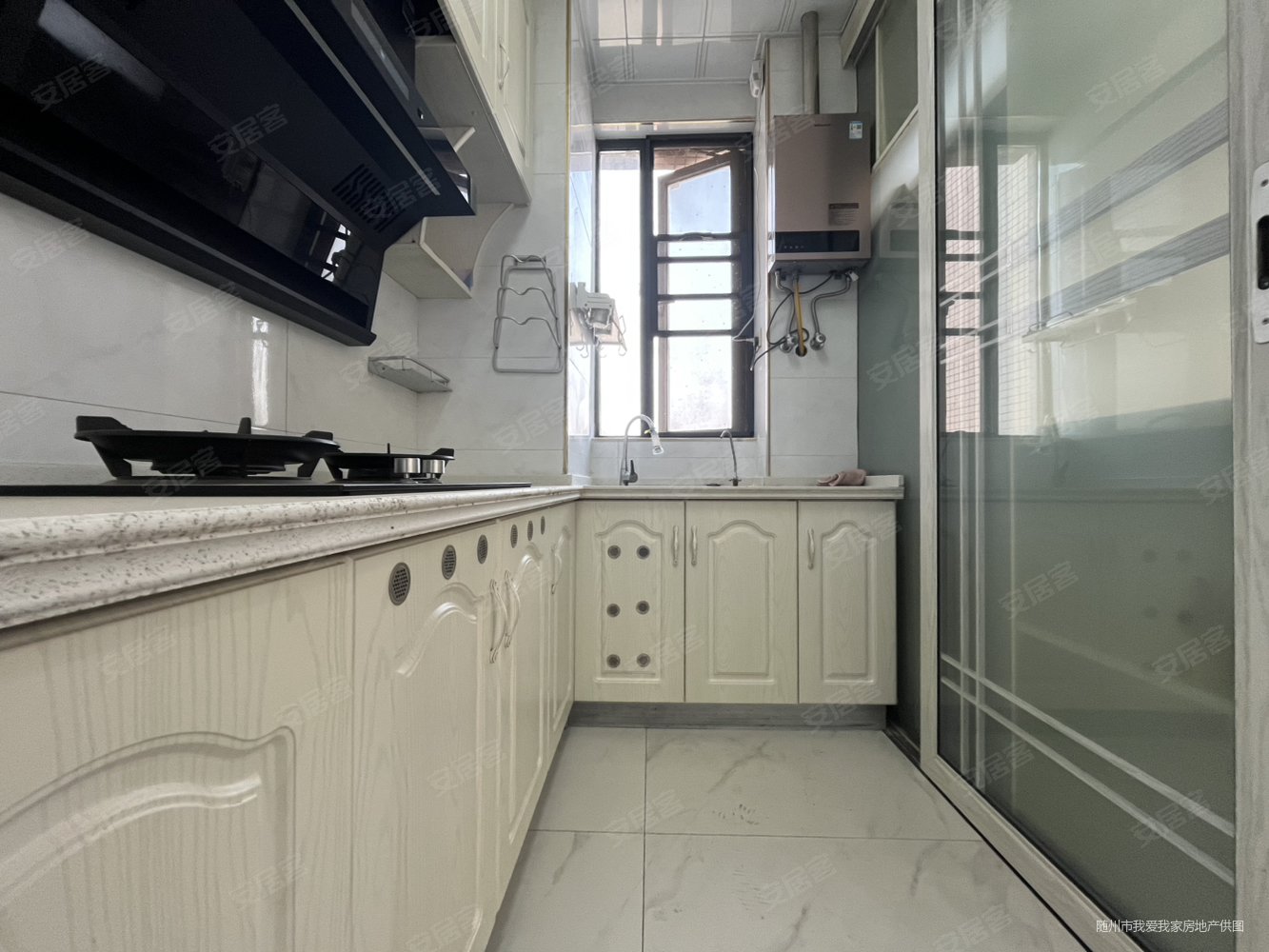 海翼汉东至尊3室2厅2卫127.66㎡南北86万