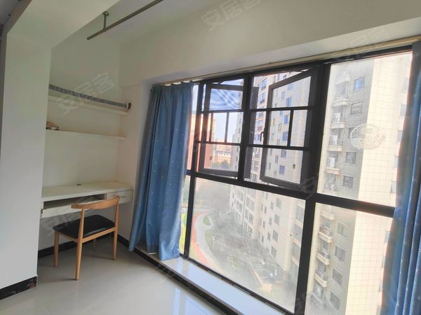 长沙天心天心区政府鑫远玲珑鑫远玲珑 1室1厅1卫 精装修 配套齐全