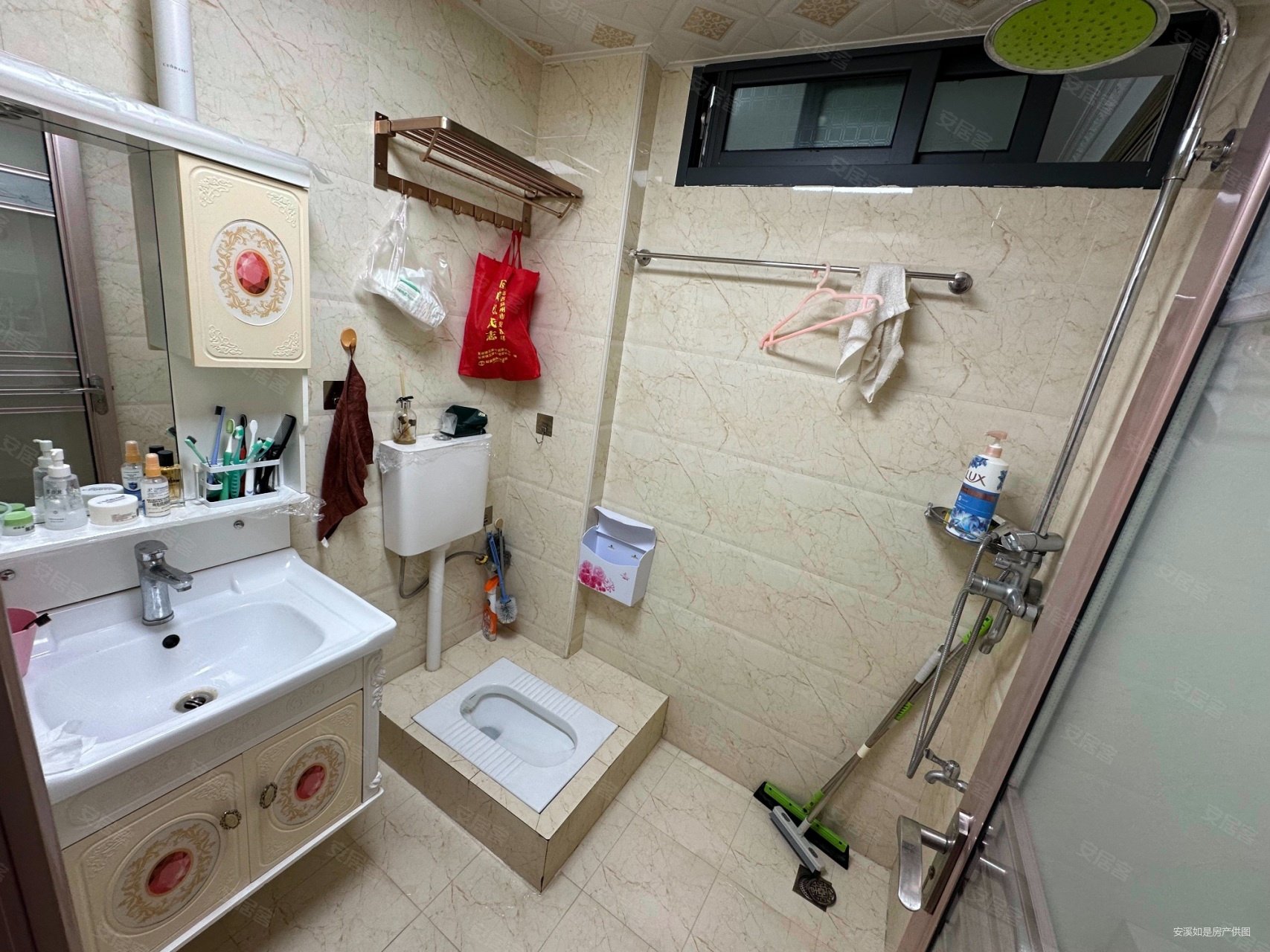 万兴隆山水湾4室2厅2卫114.7㎡南北125万