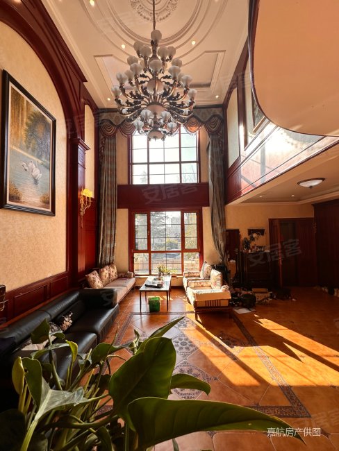 南入户 客厅挑空豪装联排别墅 带车库院子领包入住,中海大观天下蔷薇