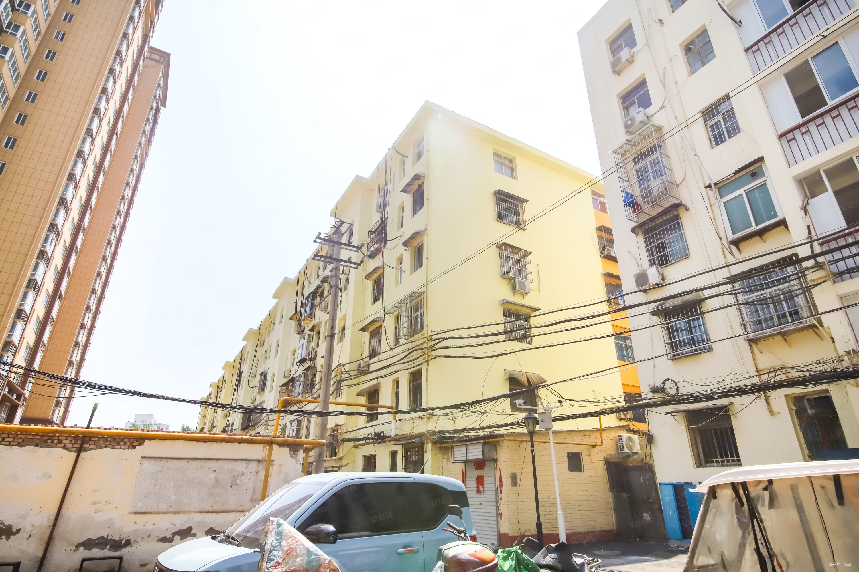 东花坛 利民小区 低楼层两室 重新装修可做民宿 闭眼入