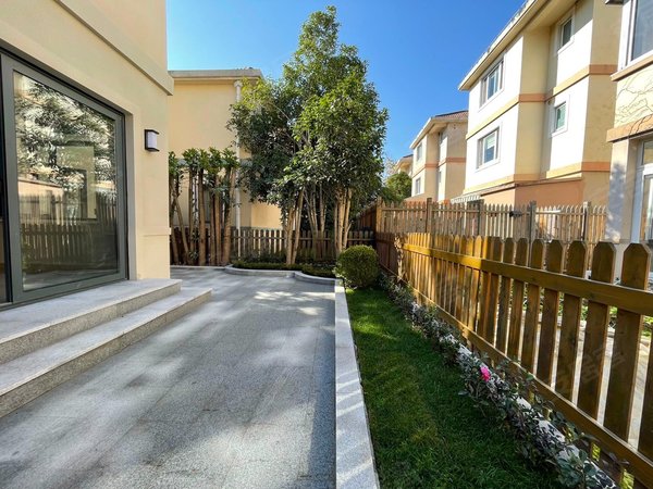 【多图】康桥半岛(2727弄),康桥租房,康桥半岛独栋别墅出租 边套邻河