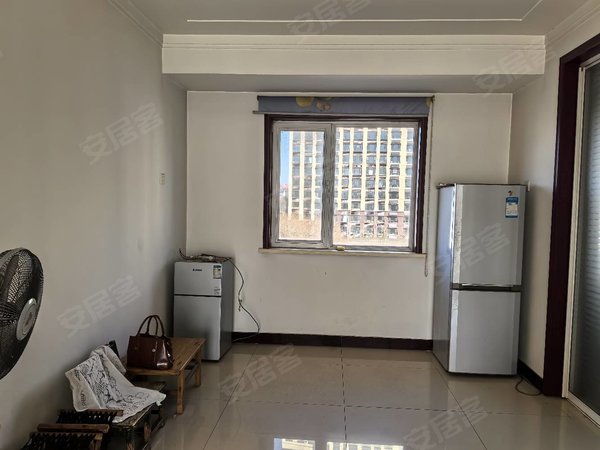 莱芜莱城莱城城区滨河花苑1100元六区滨河花苑精装三室拎包入住出租