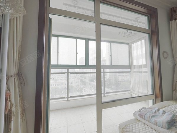 唐岛湾 千禧龙花园 精装套三 家电家具齐全 南北通透,黄岛租房-青岛58