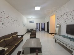 许昌禹州禹州城区寨子附近,两室一厅,配套齐全,房子干净整洁,拎包入住出租房源真实图片