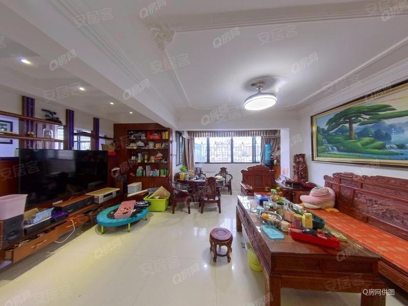 东方半岛花园 满五   朝南 近医院 电梯房 精装好房