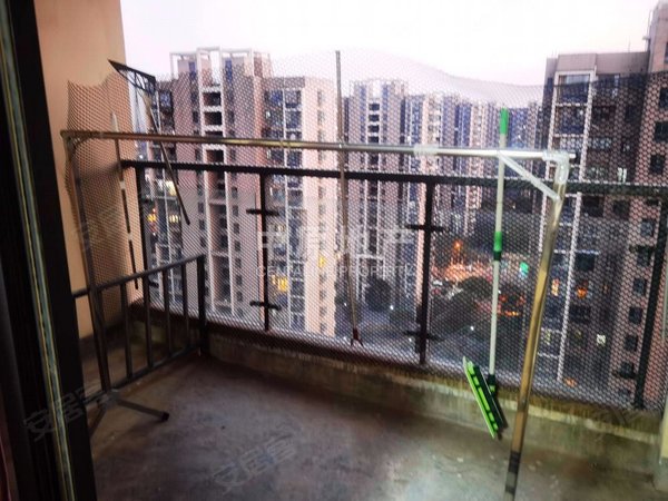 上海浦东新场丝庐雅苑(一期公寓住宅)丝庐雅苑(一期公寓住宅) 2室2厅1