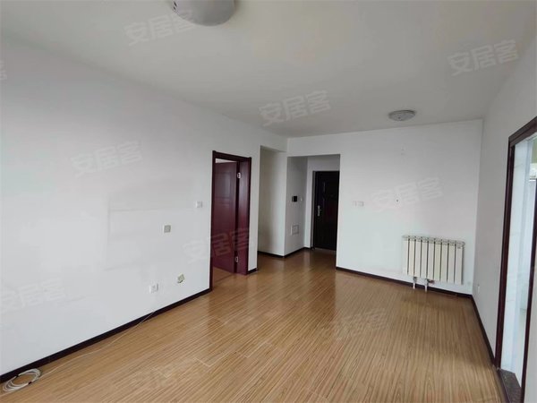 天津河北新开河街津铁泰苑津铁泰苑 1室1厅1卫 74平 电梯房  随时看房