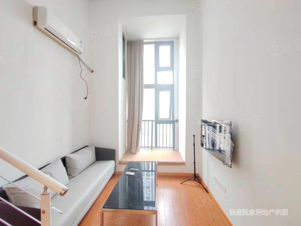 地铁口,星光耀商务中心复式公寓,精装修一室一厅