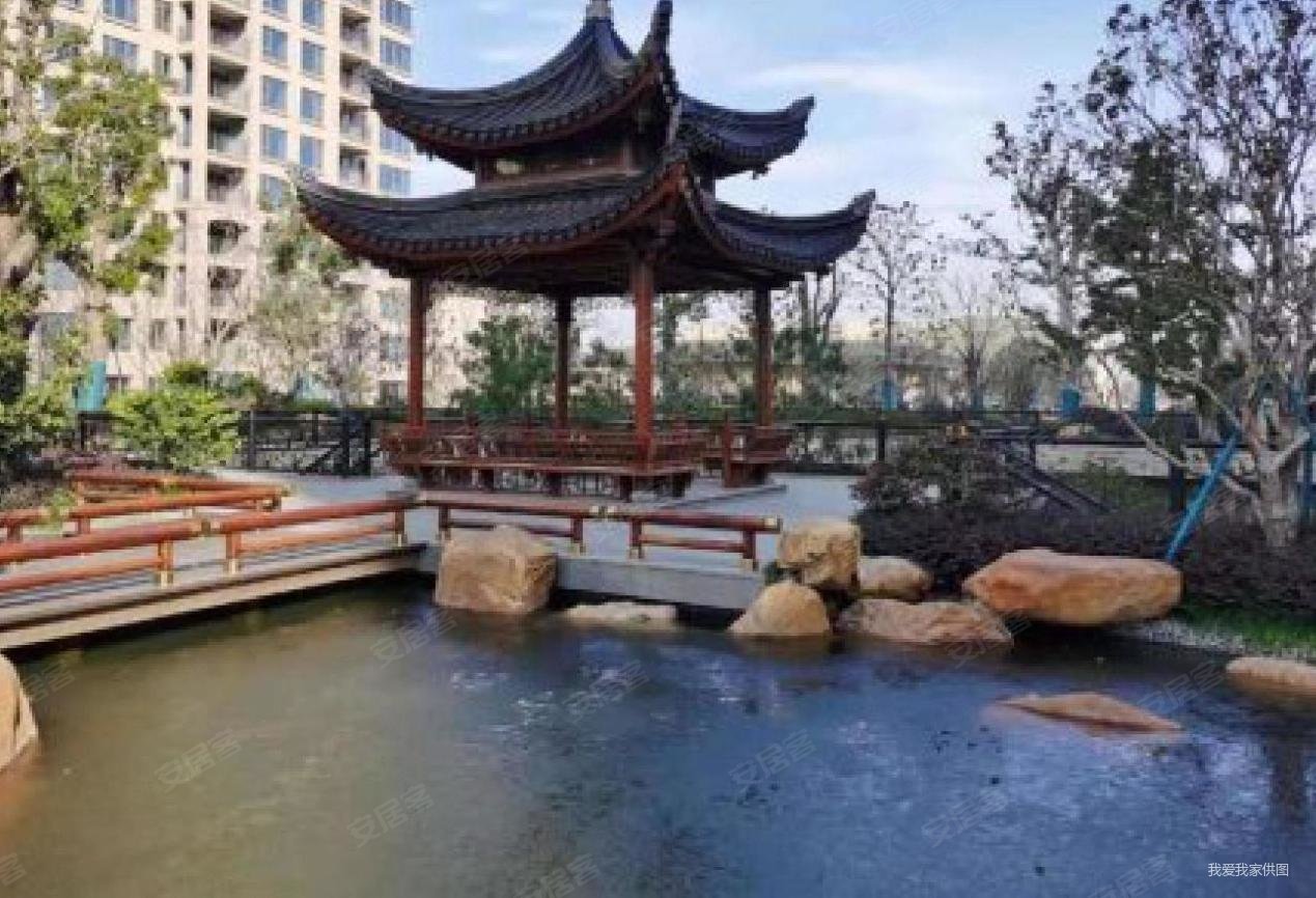 森兰星河湾3室2厅2卫156.38㎡南北1650万