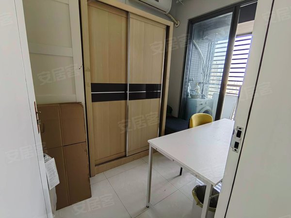 深圳南山南油南园枫叶公寓南园枫叶公寓 2室1厅1卫 南北通透 精装修