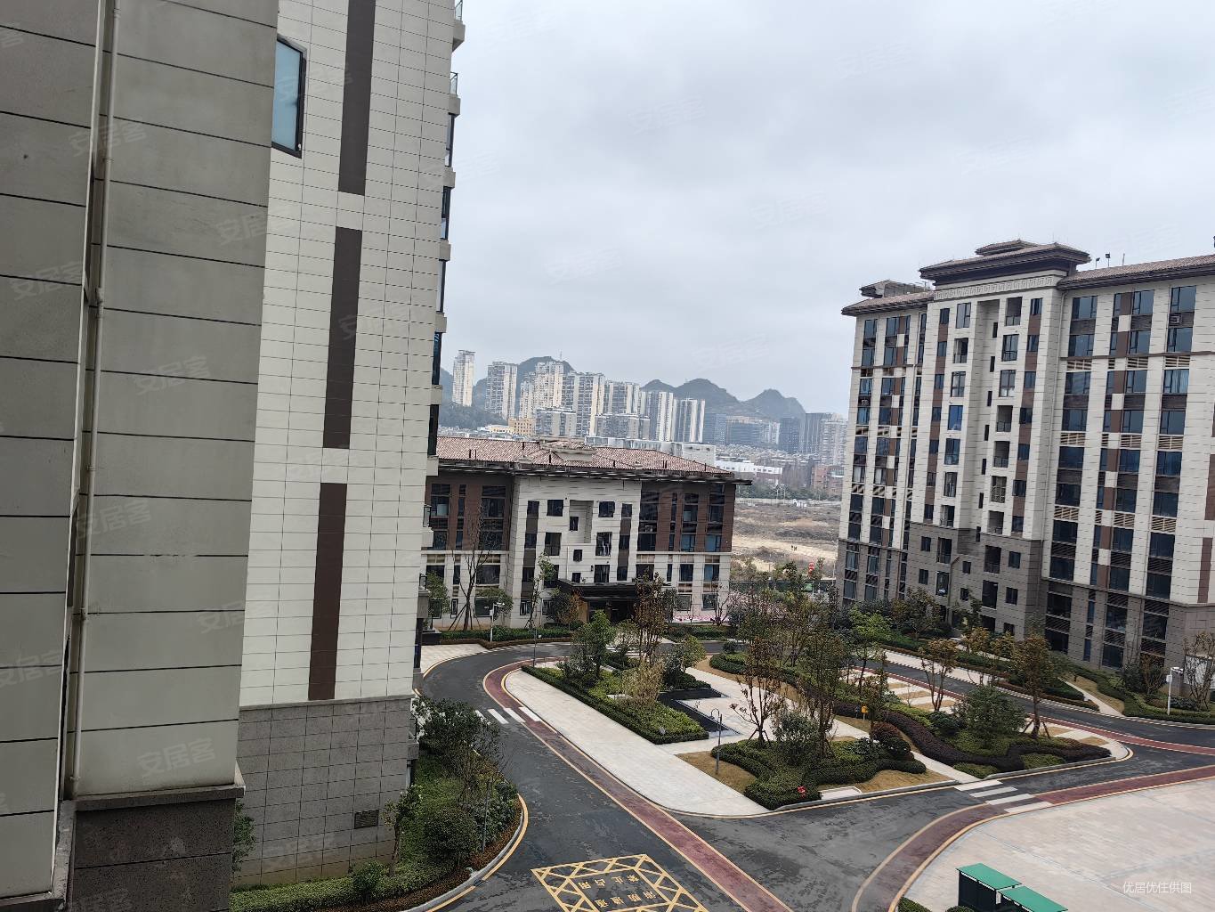 碧桂园印象花溪四房急售精装修带地暖