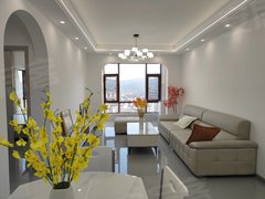 曲靖麒麟万达广场万达附近，医疗中心附近精装两室一卫出租，家具家电齐全出租房源真实图片