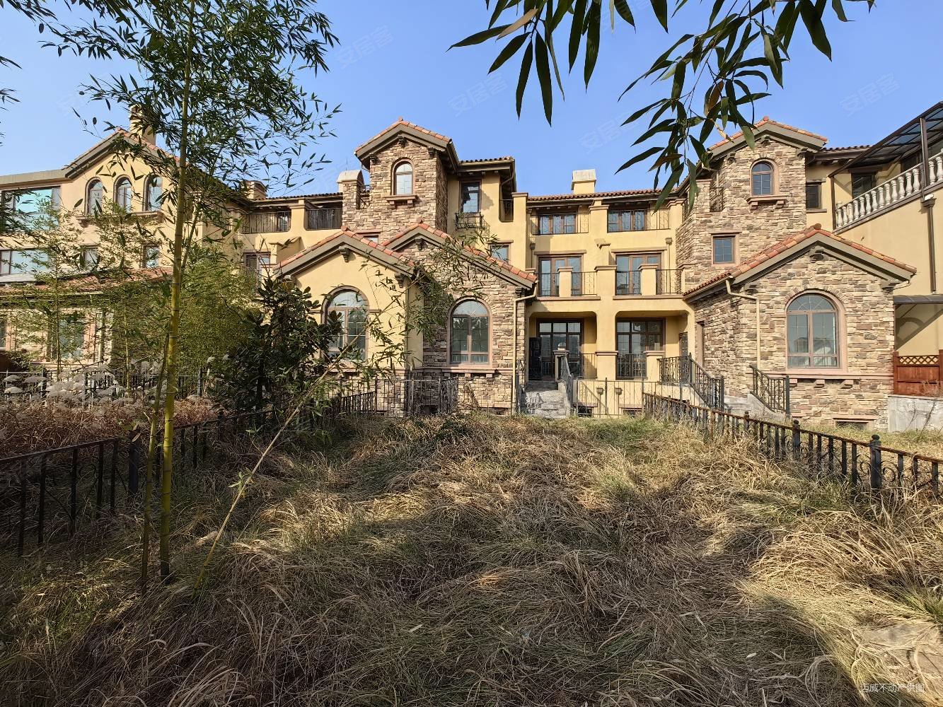 青岛房产网>青岛二手房>即墨二手房>蓝色硅谷二手房>青建橄榄树(公寓