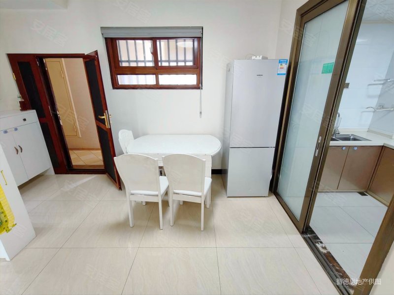 佳元椰风水韵椰博隔壁电梯两房无需装修全明户型拎包入住