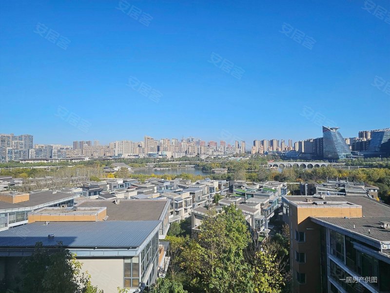 曲江南湖边洋房顶跃视野无遮挡带南北双露台满三二